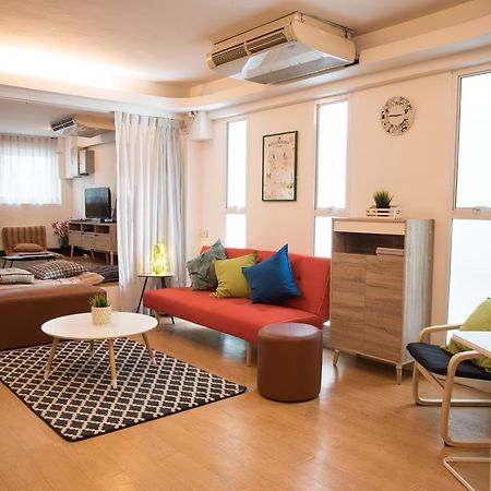 Bed & Body Hostel Bangkok Exterior photo
