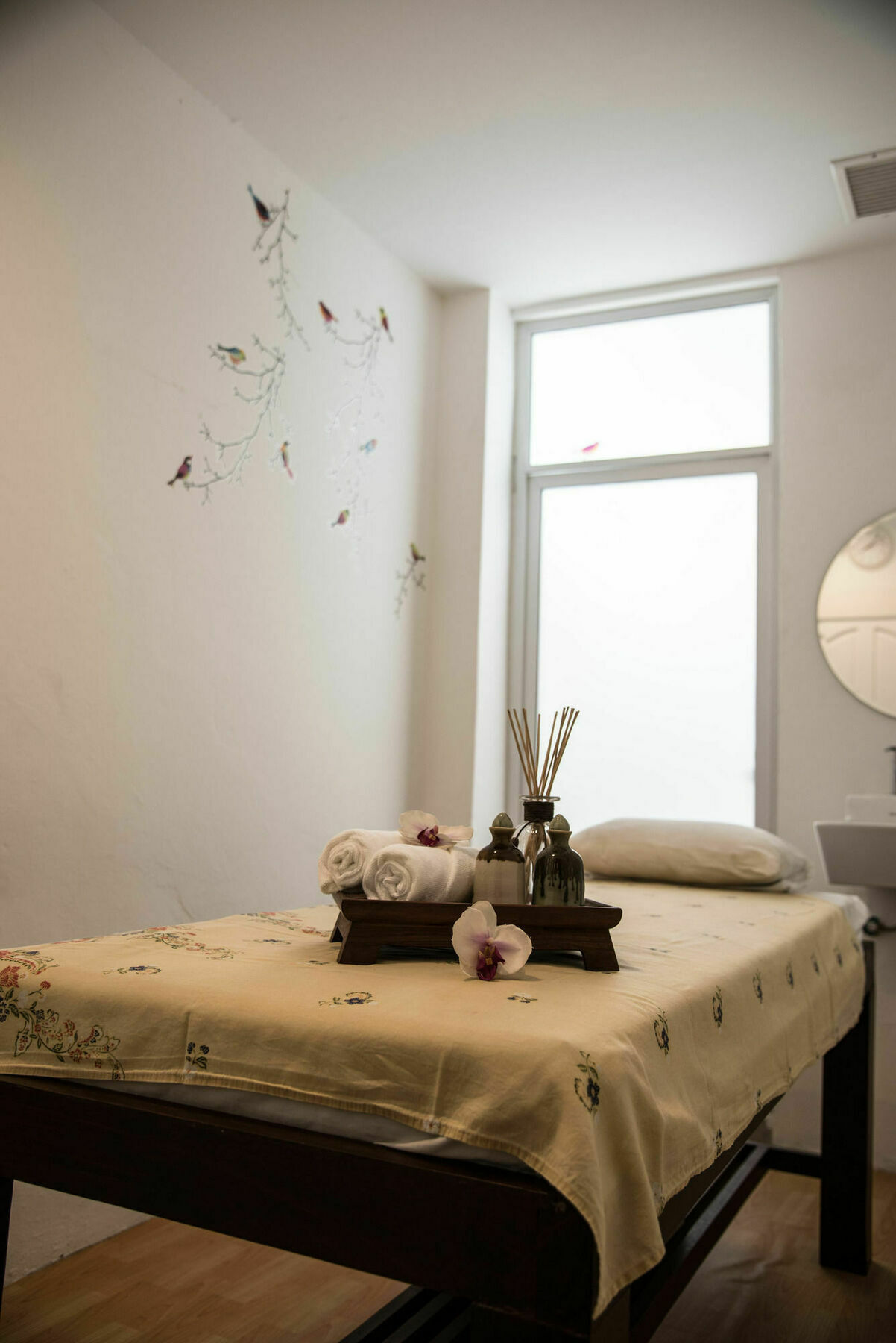 Bed & Body Hostel Bangkok Exterior photo